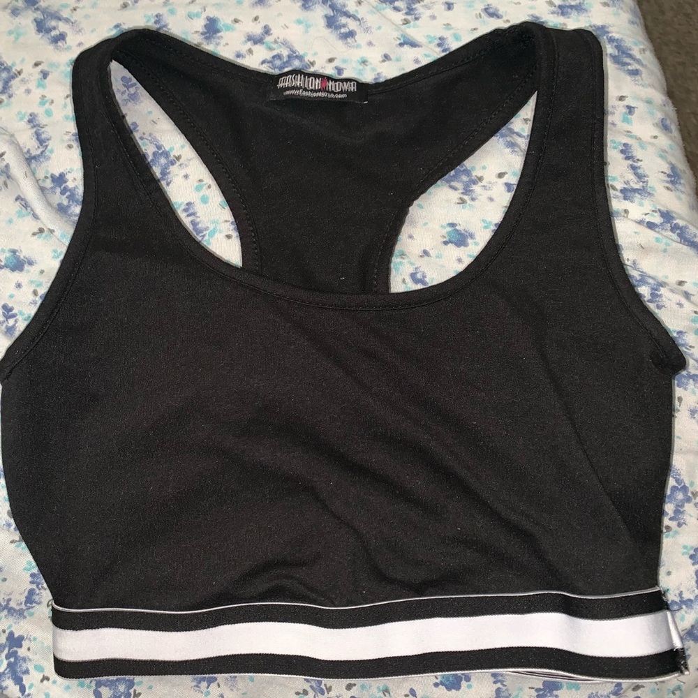 Fashion nova sports bra